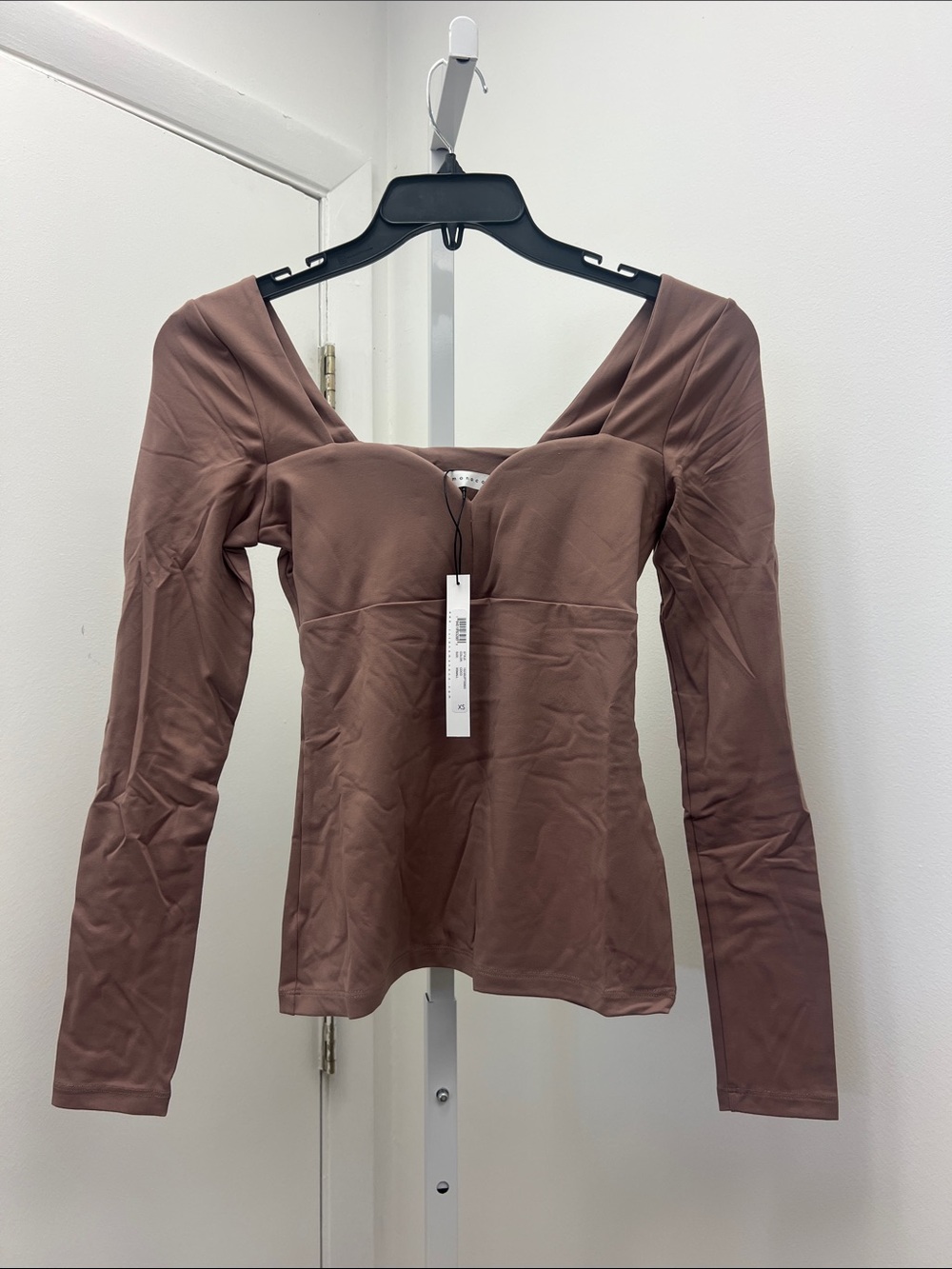 Susana Monaco Sweetheart Long Sleeve Top in Coco XS NWT